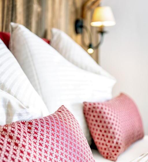 סוויטת ג'וניור, Schörhof