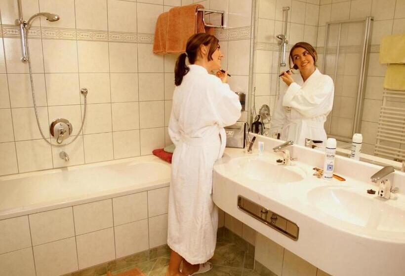 סוויטה, Schörhof