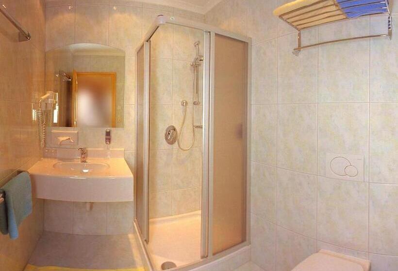 סוויטה, Schörhof