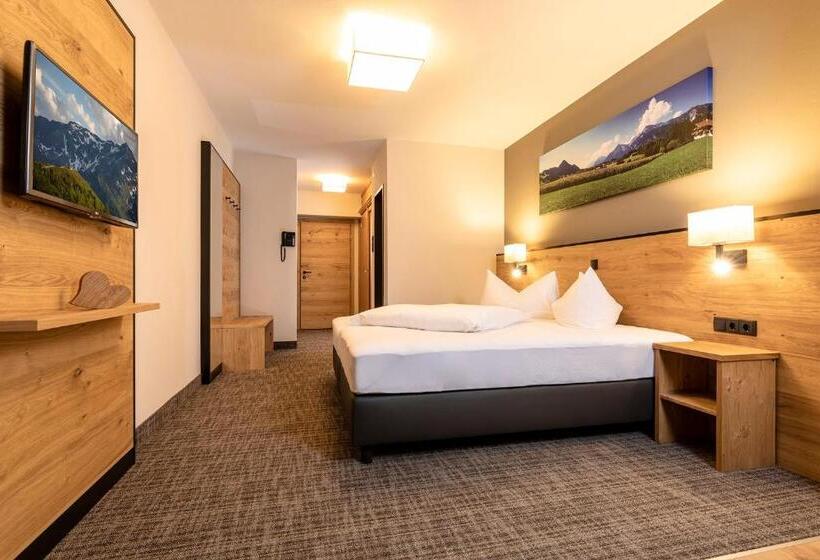 高级大房间, Stockerwirt