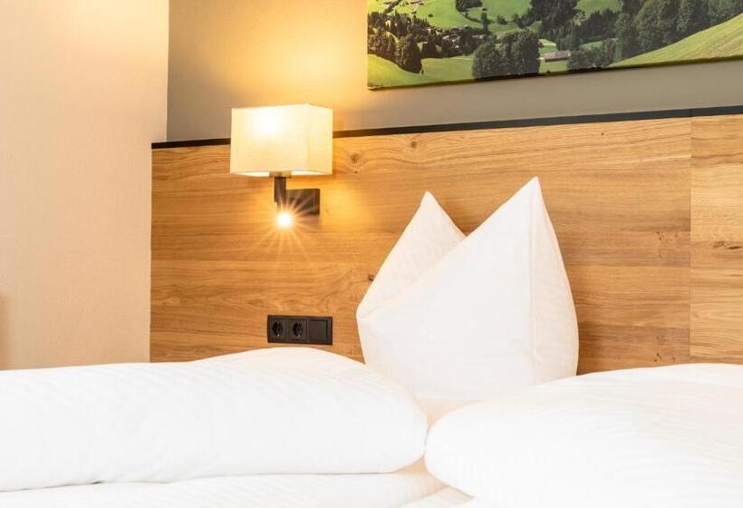 带大床的标准间, Stockerwirt