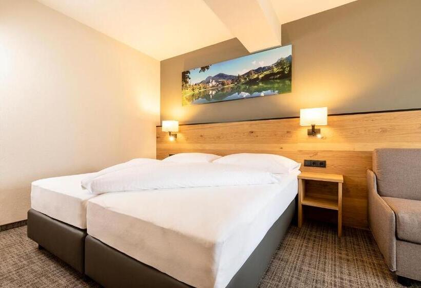 高级家庭房间, Stockerwirt