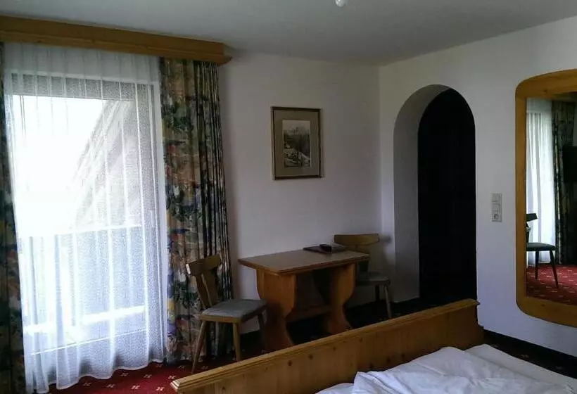 Habitació Comfort, Valisera