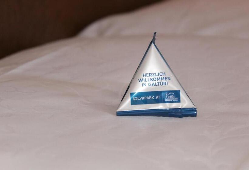 Camera Standard Individuale, Valisera