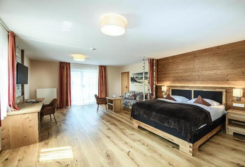 주니어 스위트 발코니, Victoria