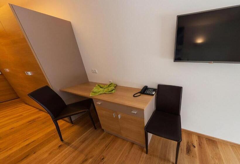 חדר אקונומי, Natürlich Hotel Mit Charakter