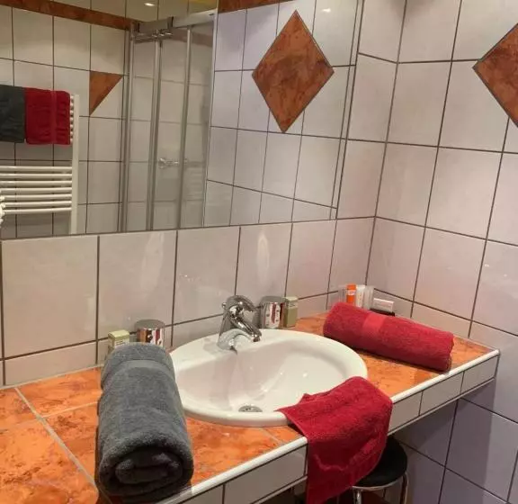 バルコニー付きスタンダードルーム, Appartements Gästehaus Schrott