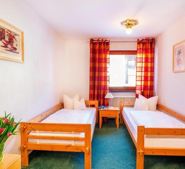 סוויטת 2 חדרי שינה, Sporthotel Pechtl