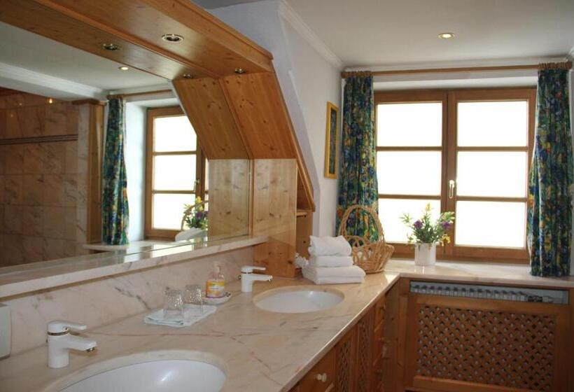 Апартаменты 1 Спальня, Villa Salis