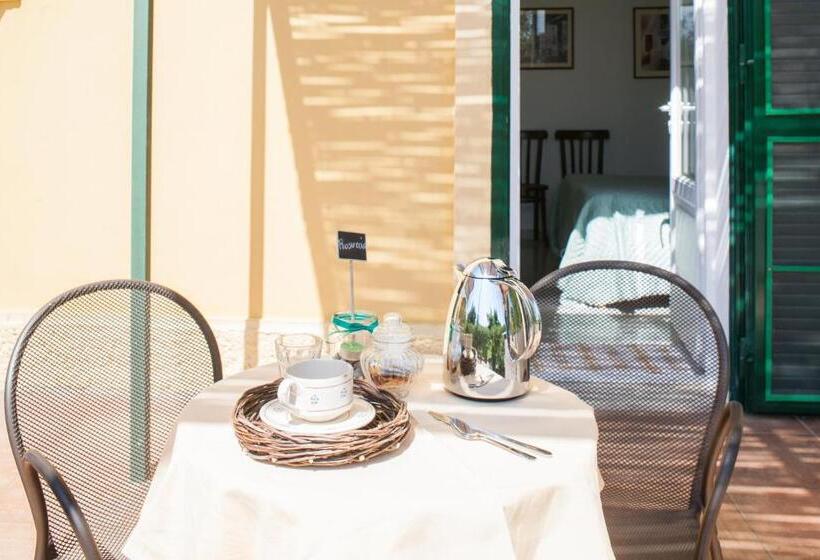 חדר סטנדרט לשלושה, B&b Don Giovanni Monopoli