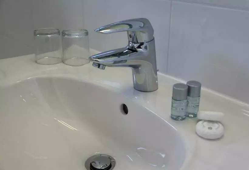 Deluxe-huone Järvinäkymä, Haus Seeschwalbe