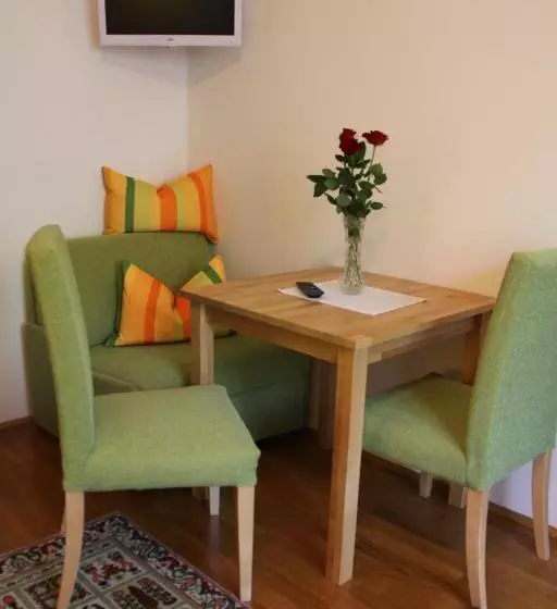 Standard-huone Vuoristonäkymä, Haus Seeschwalbe