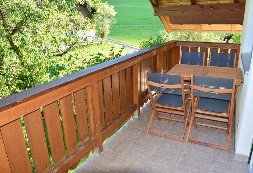 شقة بغرفتي نوم, Pension Hohenau