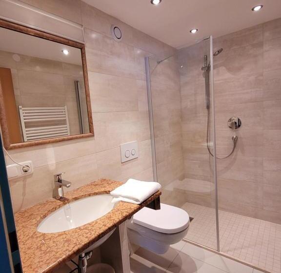 اتاق استاندارد, Ferienhotel Alpenhof