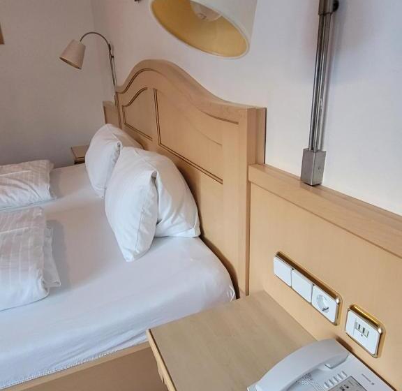 חדר סטנדרט נוף להרים, Ferienhotel Alpenhof