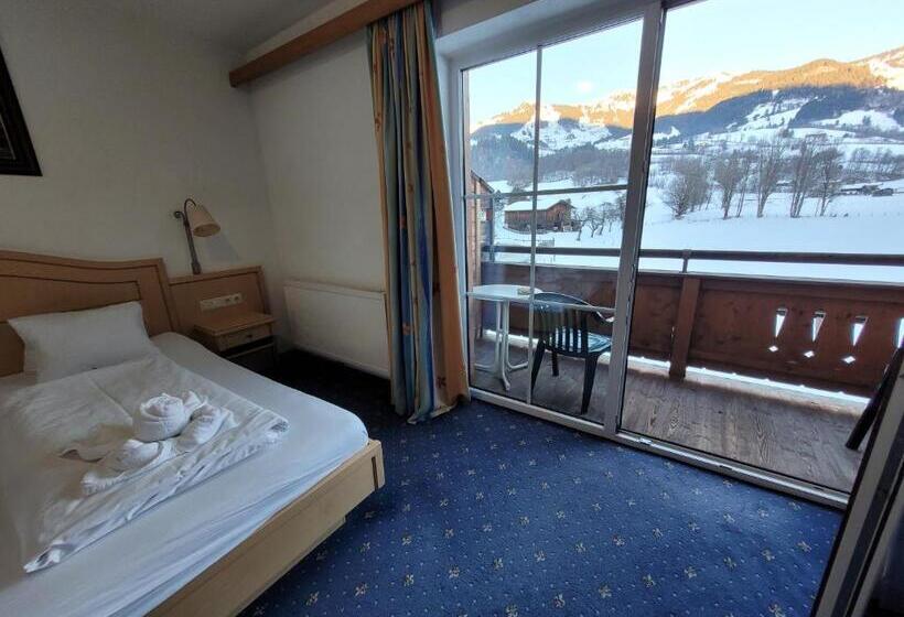 اتاق استاندارد با چشم‌انداز کوهستان, Ferienhotel Alpenhof