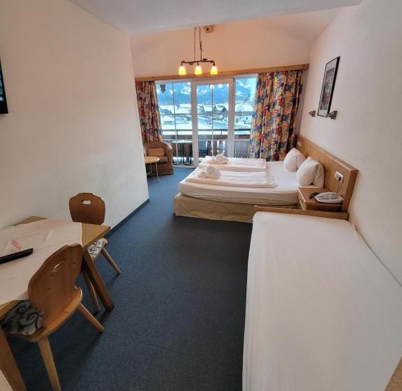 اتاق استاندارد سه نفره, Ferienhotel Alpenhof