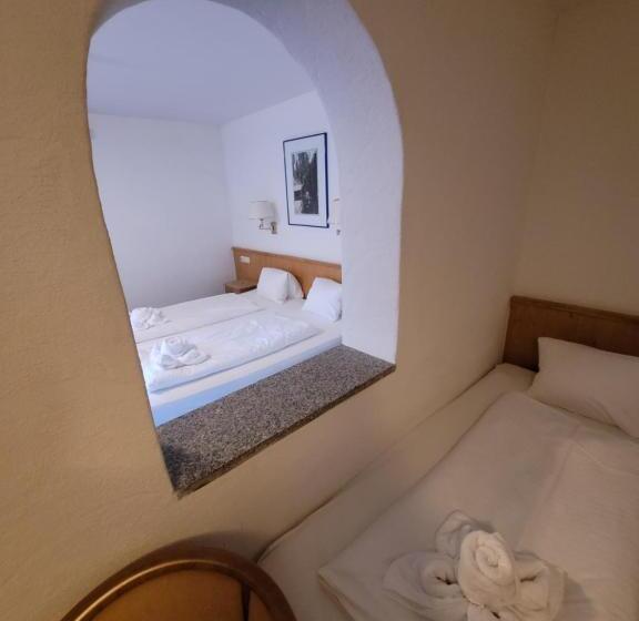 家庭山景房, Ferienhotel Alpenhof