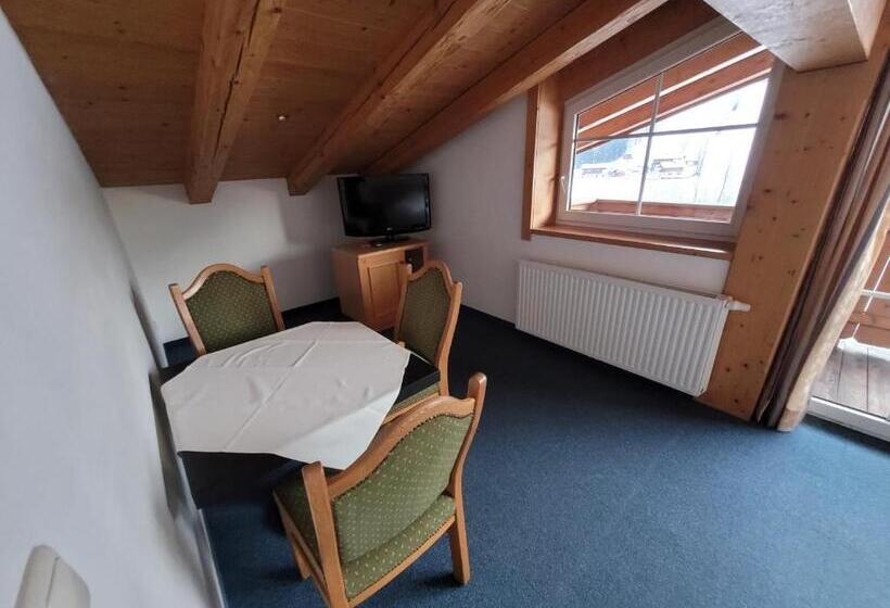 سوییت خانوادگی, Ferienhotel Alpenhof