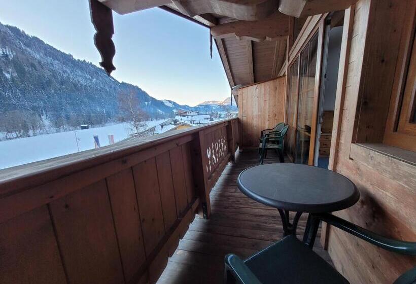 סוויטה משפחתית, Ferienhotel Alpenhof