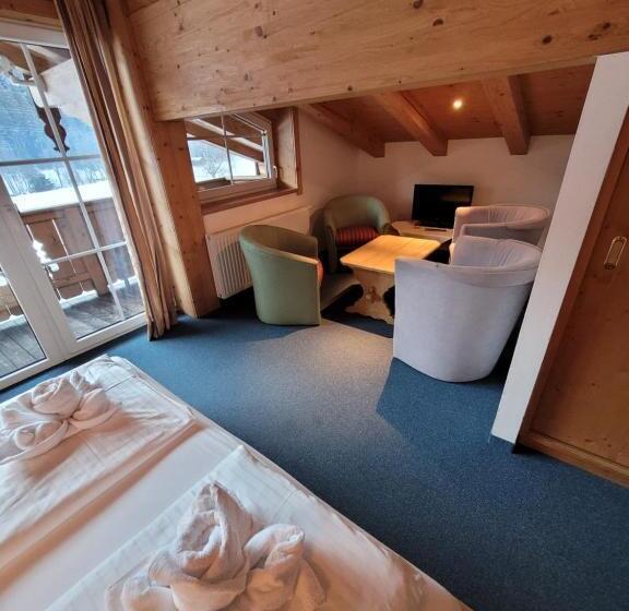 סוויטה משפחתית, Ferienhotel Alpenhof