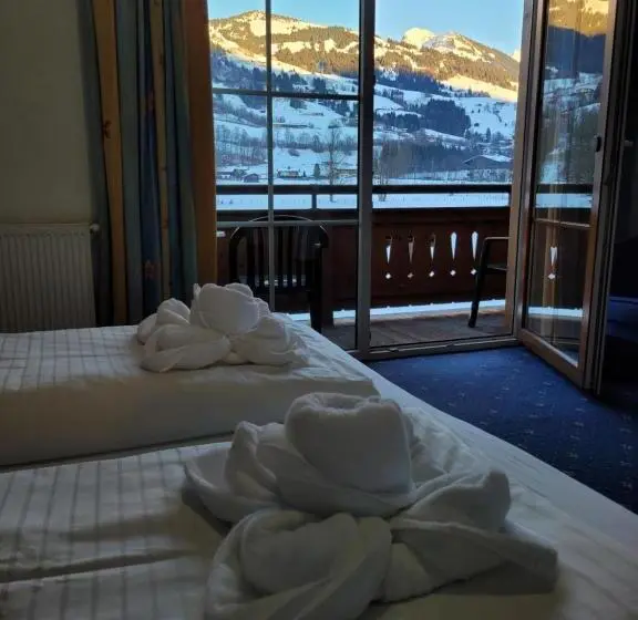 اتاق استاندارد با چشم‌انداز کوهستان, Ferienhotel Alpenhof