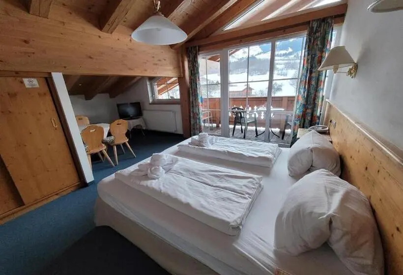 سوئیت جونیور خانوادگی, Ferienhotel Alpenhof