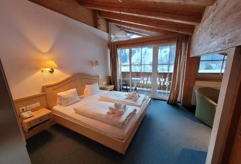 سوییت خانوادگی, Ferienhotel Alpenhof
