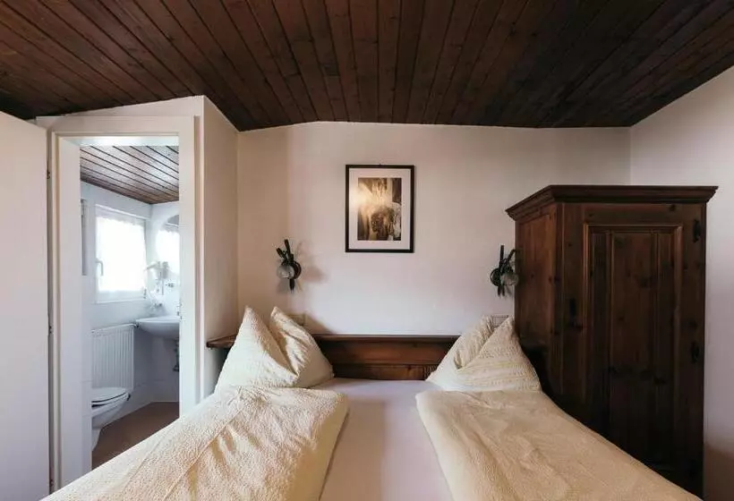 Economy Quadruple Room, Gasthof Residence Brugghof & Erlhof