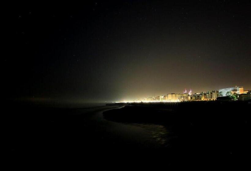 דירת חדר, Al Mare