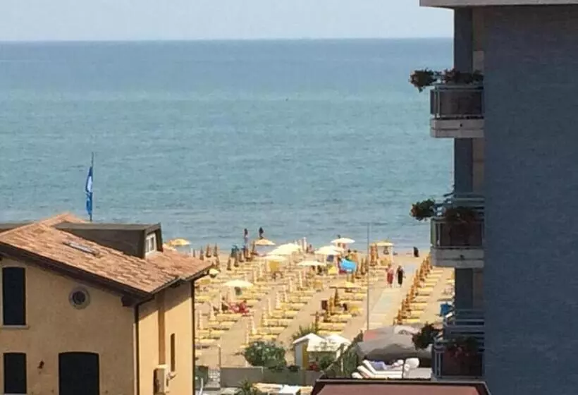 آپارتمان 1 خوابه با چشم‌انداز دریا, Al Mare