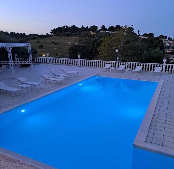 Апартаменты 2 Спальни, Althea Village Residence