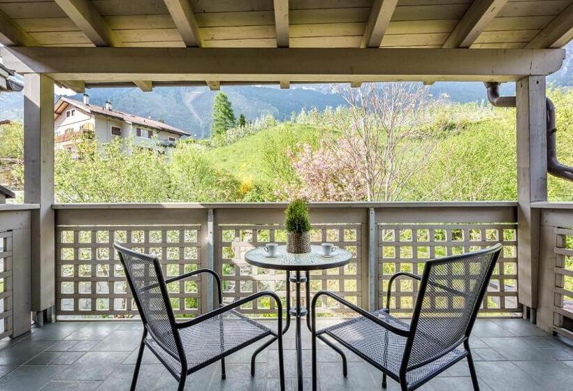 标准房带园景, Botango