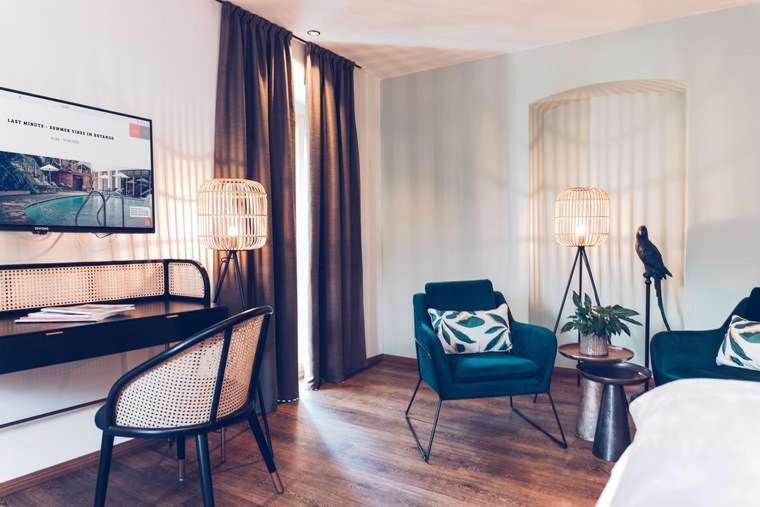 豪华房间, Botango