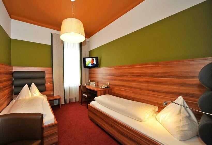 חדר סטנדרט, Ertl & Mexican Cantina Salud