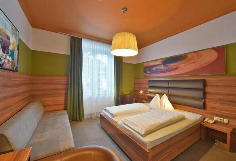 חדר סטנדרט, Ertl & Mexican Cantina Salud