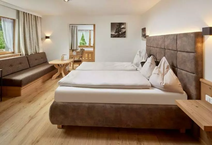 コンフォーとスイートルーム, Habachklause Familien Bauernhof Resort