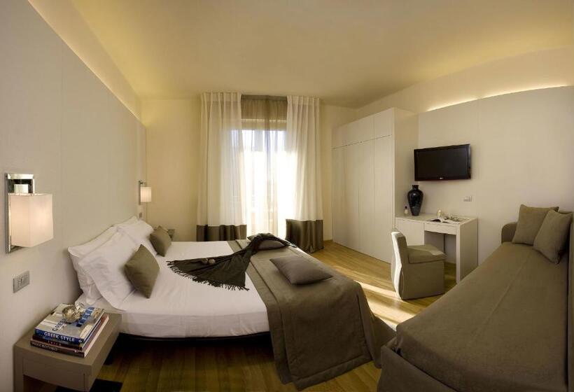 غرفة ديلوكس, Miramare