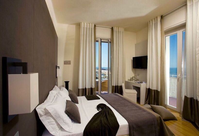 غرفة سوبيريور, Miramare