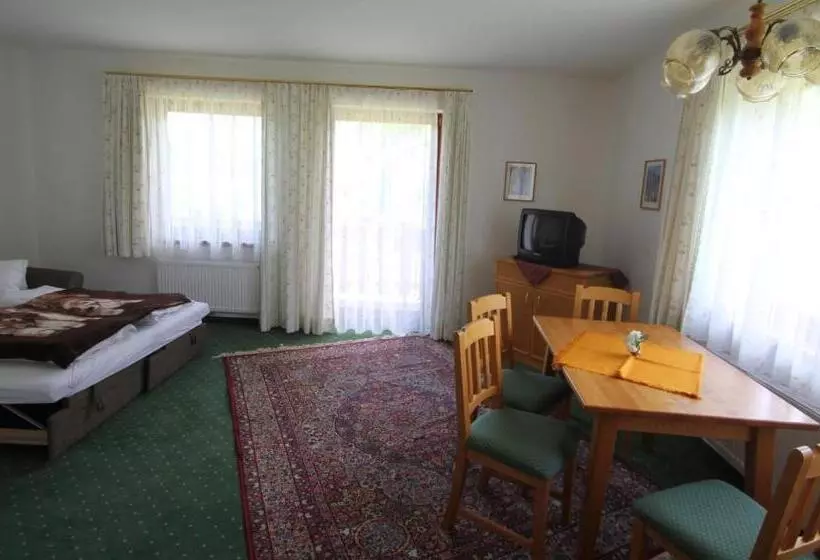 スタンダード４人部屋, Pension Hubertushof Beim Römerbad
