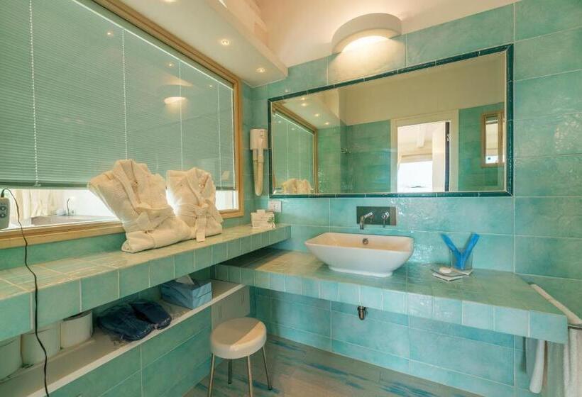 Deluxe Suite Sea View, Punta Est