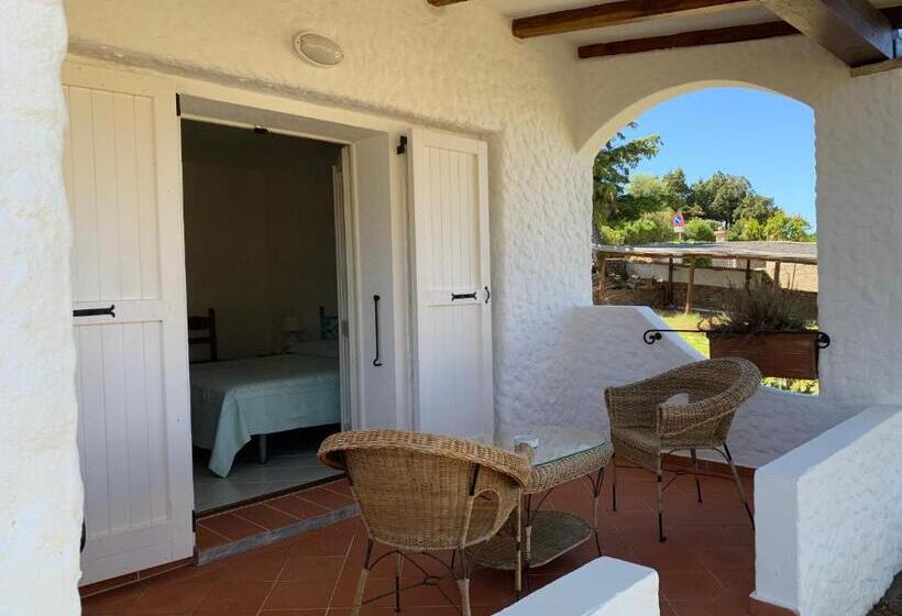 חדר סטנדרט נוף לגינה, Punta Est