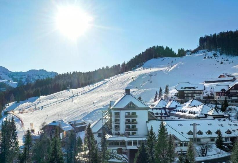 اتاق سوپریور, Robinson Schlanitzen Alm   Hermagor