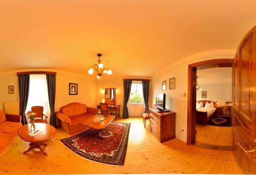 Люкс, See Villa