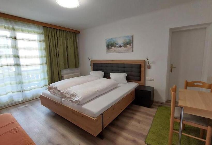 غرفة قياسية مزوَّدة بشُرفة, Seerose Wolfgangsee