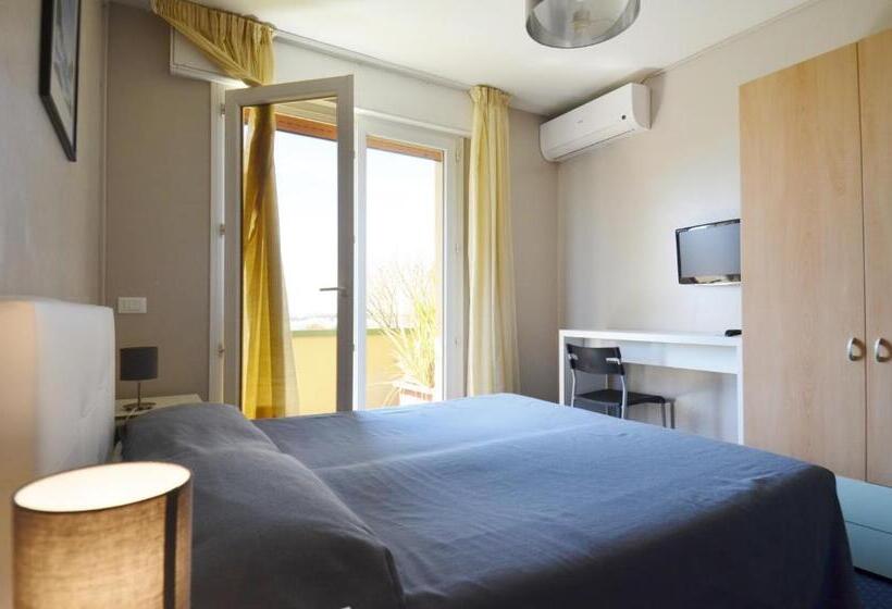 חדר סטנדרט, Ute