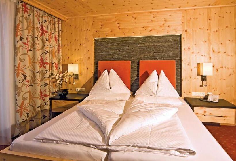 غرفة قياسية مزوَّدة بشُرفة, Landhotel Alpenhof Filzmoos