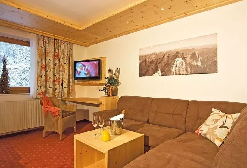 マウンテンビュースタンダードルーム, Landhotel Alpenhof Filzmoos