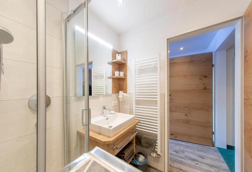 스탠다드 발코니 룸, Olympia Privathotel Garni