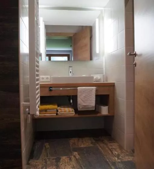 ２ベッドルームアパートメント, Aparthotel Garni Schranz